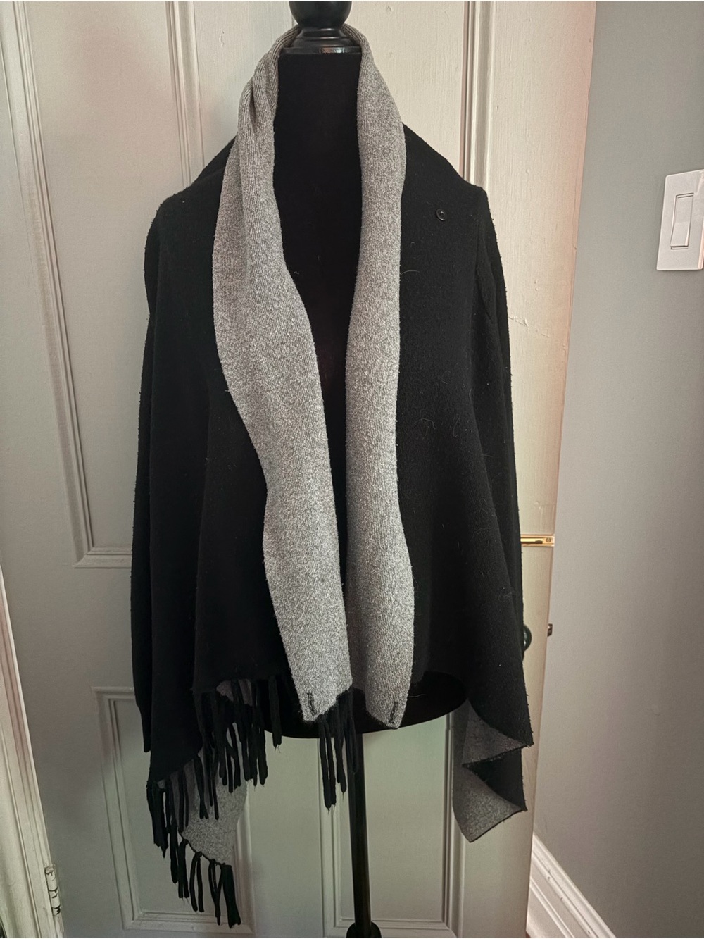 Rain + rose vintage Black and Gray Women's Shawl Cardigan Sweater.